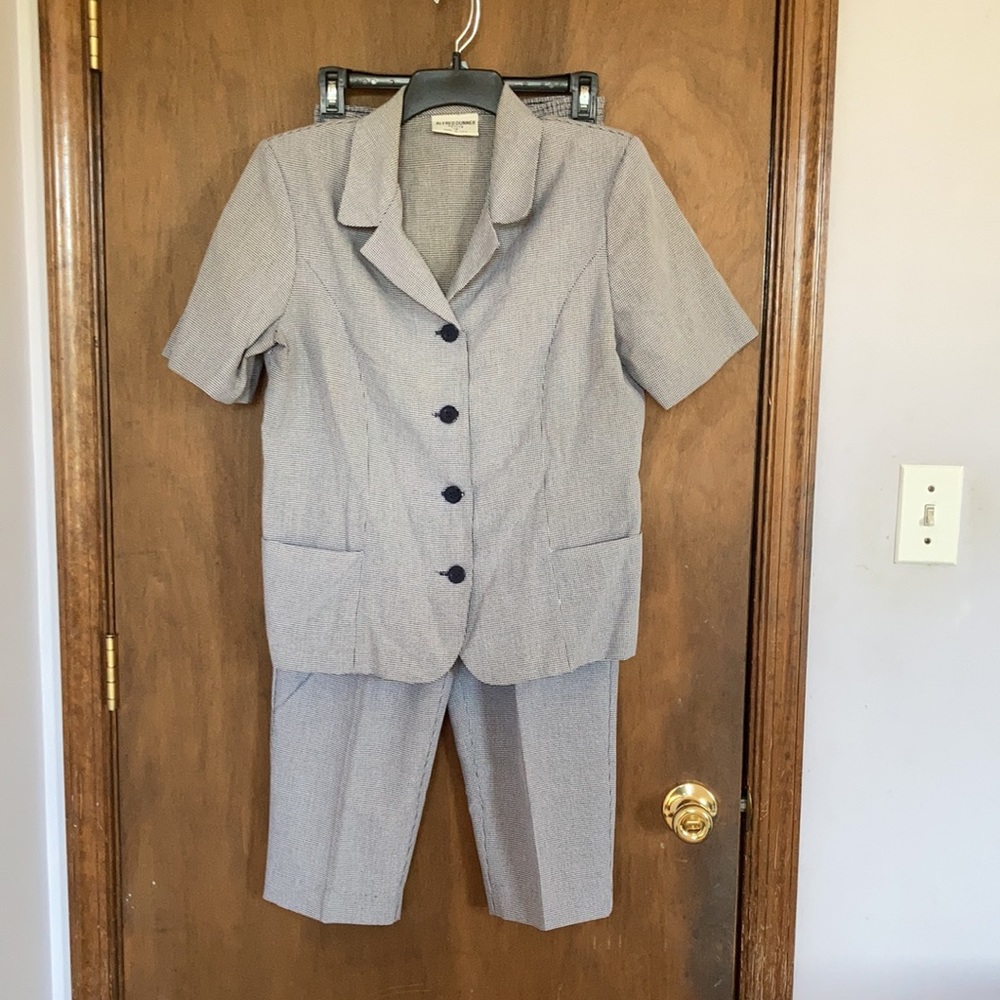 Vintage Small hounds tooth print jacket with shoulder pads & pant